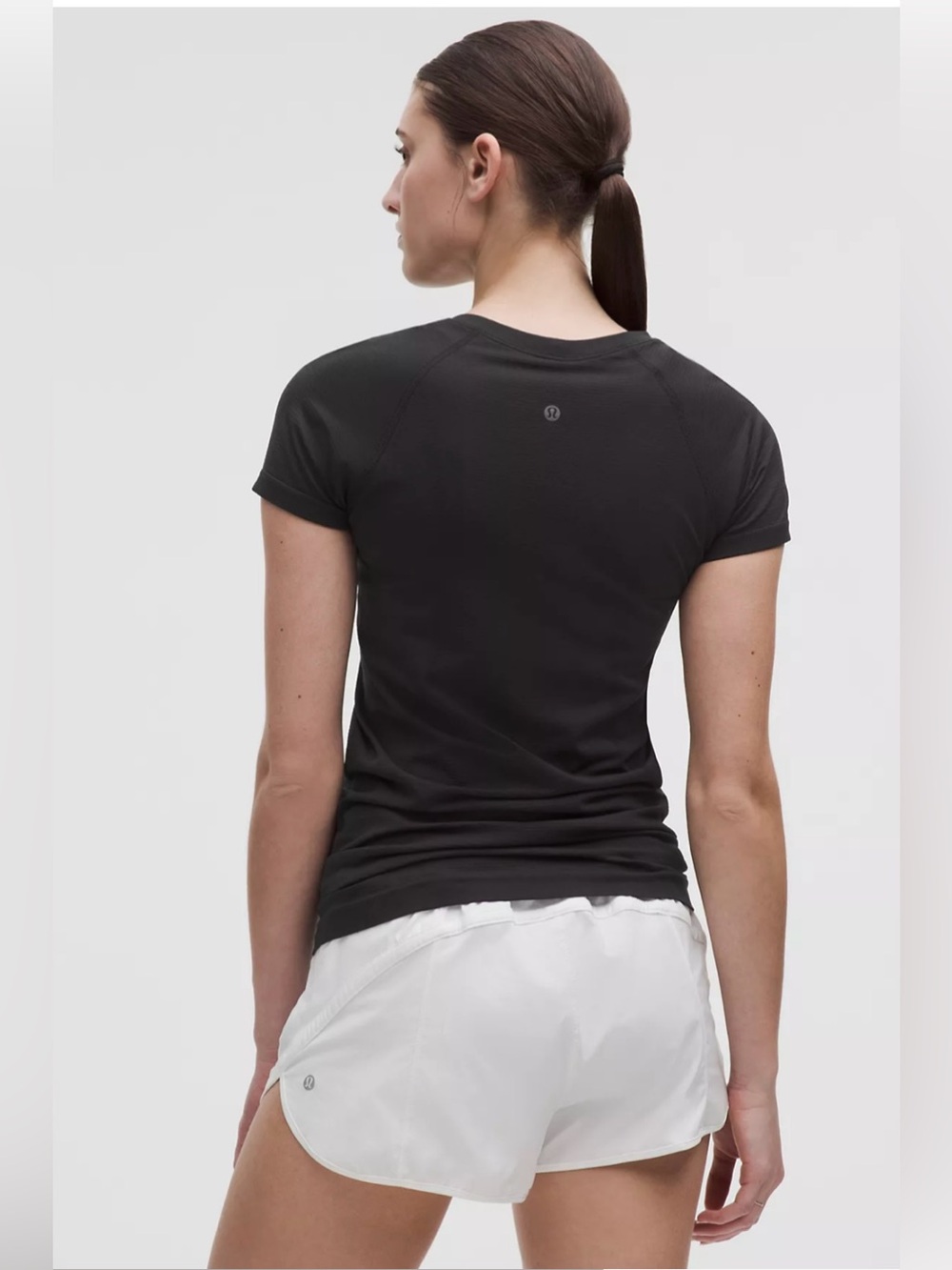 NEW Lululemon Swiftly Tech Short-Sleeve Shirt 2.0 Hip Length In Black Size 4 NEW - Picture 2 of 11